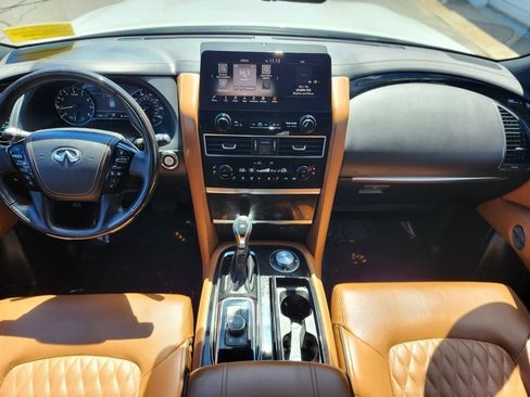 Used 2024 INFINITI QX80 Sensory AWD/4WD image 12