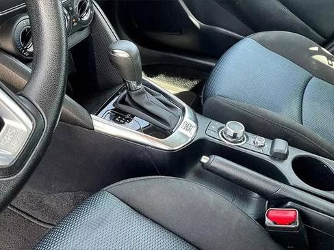 Used 2020 Toyota Yaris LE FWD image 16