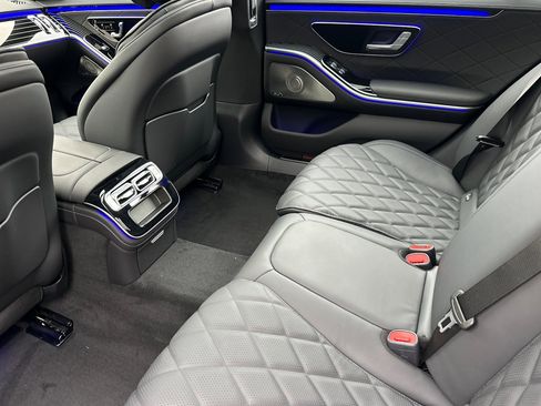 New 2026 Mercedes-Benz S 580 4MATIC Sedan image 21