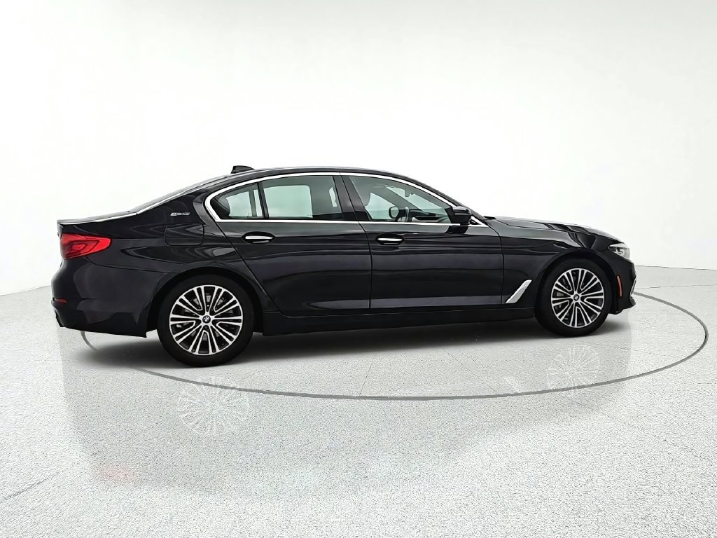 Used 2018 BMW 530e xDrive AWD/4WD image 8