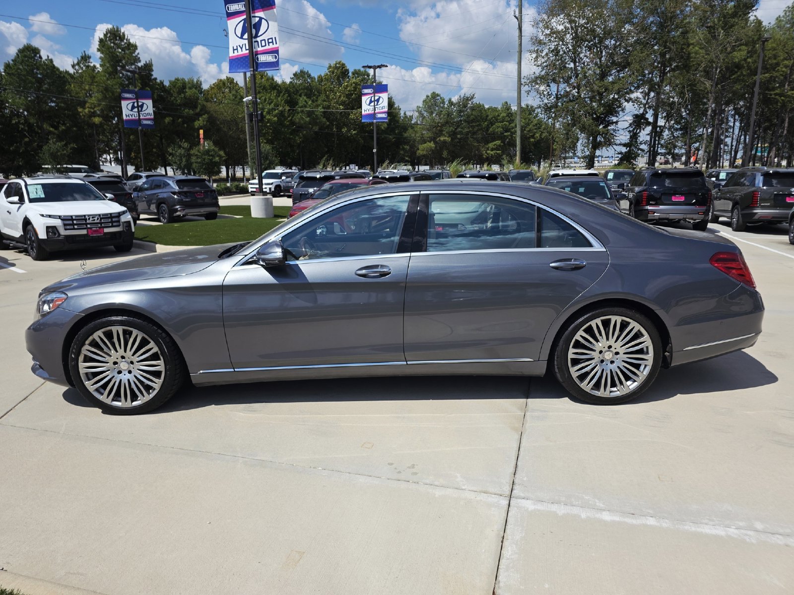 Used 2016 Mercedes-Benz S 550 Sedan image 8