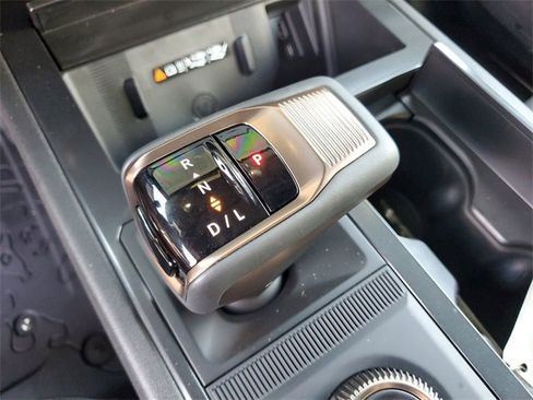 New 2025 GMC Hummer EV 3X image 19