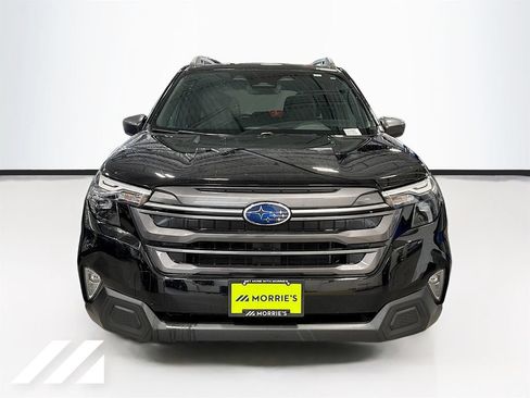 Used 2026 Subaru Forester Premium AWD/4WD image 2