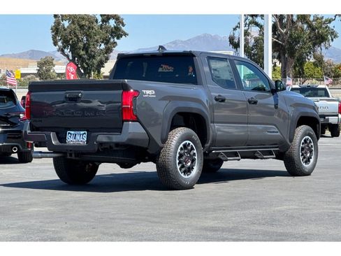 New 2025 Toyota Tacoma TRD Off-Road image 4