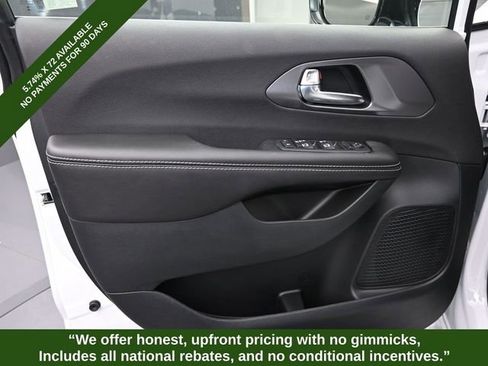 New 2026 Chrysler Voyager LX image 12