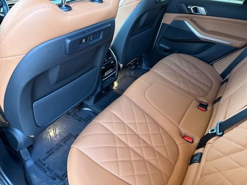 Used 2023 BMW X5 xDrive40i w/ Parking Assistance Package image 15
