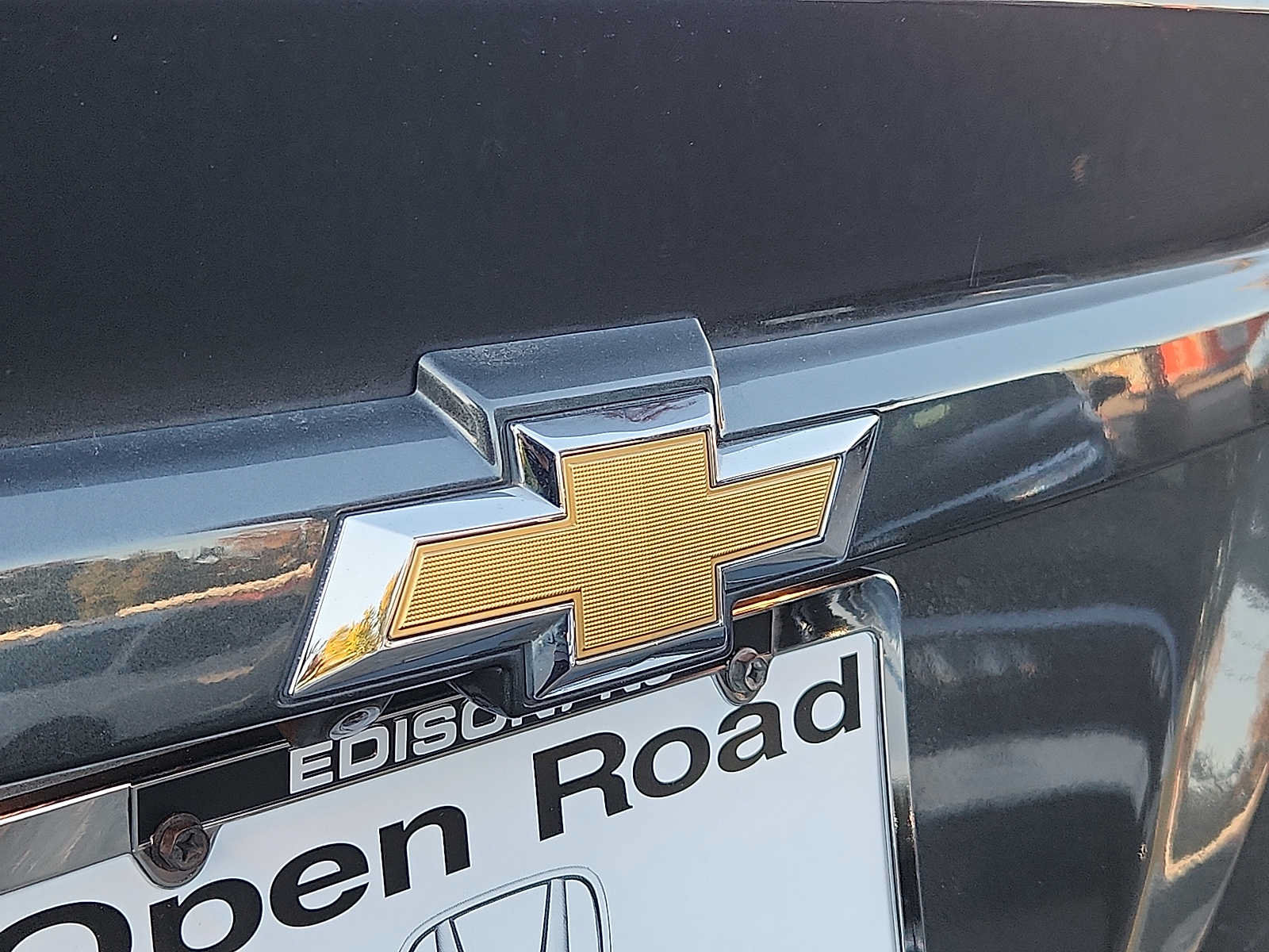 Used 2018 Chevrolet Sonic Premier FWD image 27
