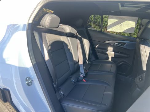 New 2026 Chevrolet Equinox EV LT AWD/4WD image 35