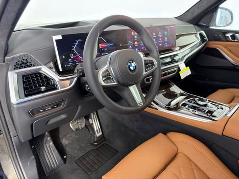 New 2026 BMW X7 xDrive40i w/ Executive Package image 4
