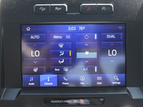 Used 2019 Ford F150 Lariat w/ Equipment Group 502A Luxury AWD/4WD image 46