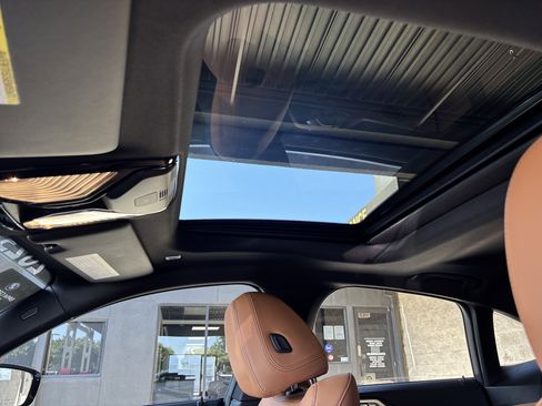 Certified 2023 BMW i4 eDrive35 RWD image 28