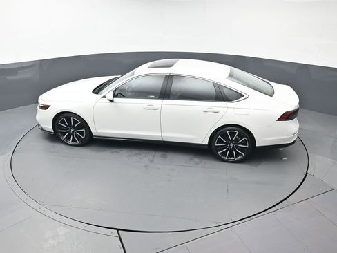 Certified 2024 Honda Accord Touring image 45