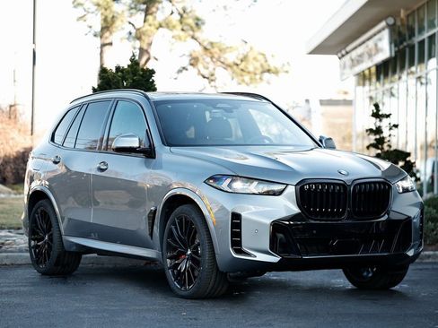 New 2026 BMW X5 xDrive40i w/ M Sport Package image 1