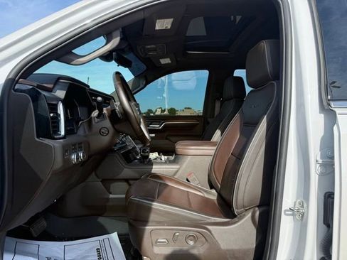 Used 2024 GMC Sierra 1500 Denali w/ Denali Reserve Package AWD/4WD image 12