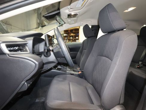 Used 2024 Toyota Corolla LE image 21