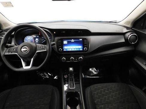 Used 2024 Nissan Kicks SV image 23