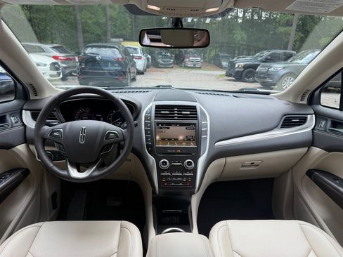 Used 2018 Lincoln MKC Premiere AWD/4WD image 13