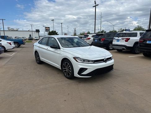 New 2026 Volkswagen Jetta Sport FWD image 3