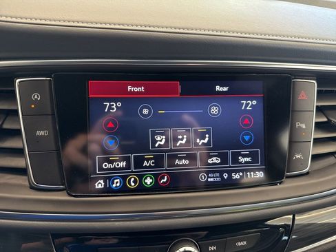 Used 2023 Buick Enclave Essence AWD/4WD image 10