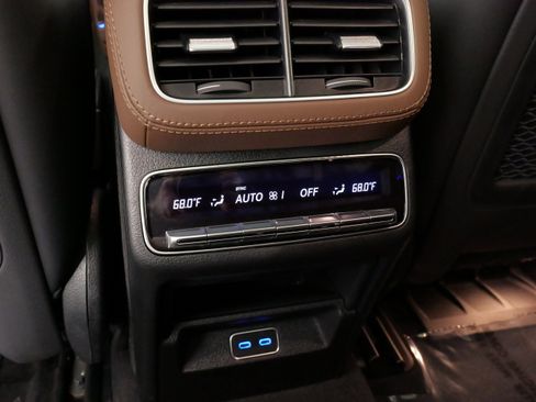 Used 2025 Mercedes-Benz GLE 53 AMG 4MATIC image 40