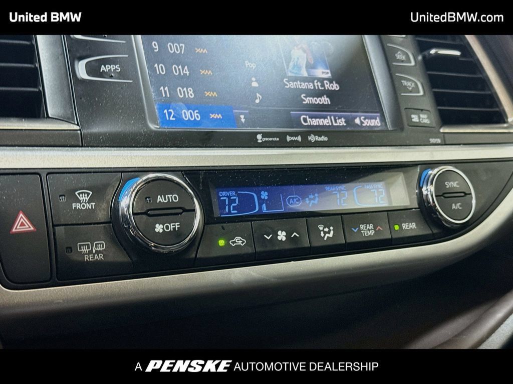 Used 2016 Toyota Highlander XLE FWD image 17