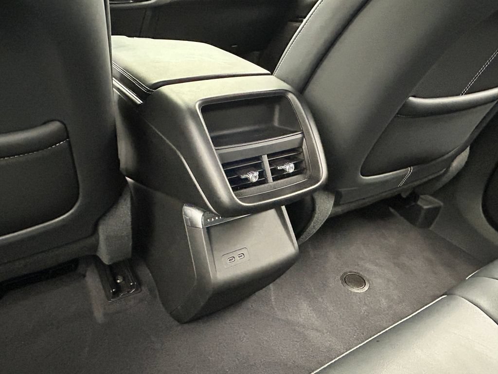 Used 2024 Cadillac Lyriq Tech RWD image 27