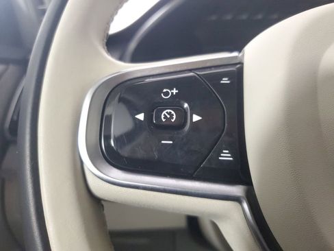 Certified 2023 Volvo XC90 T8 Plus w/ Protection Package Premier image 29