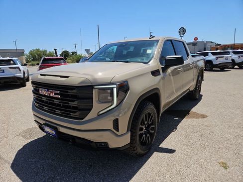 Used 2023 GMC Sierra 1500 Elevation AWD/4WD image 4