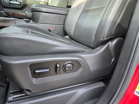 Used 2021 GMC Sierra 2500 Denali w/ Denali Ultimate Package image 28