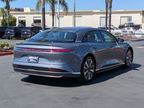 Used 2024 Lucid Air Touring image 10