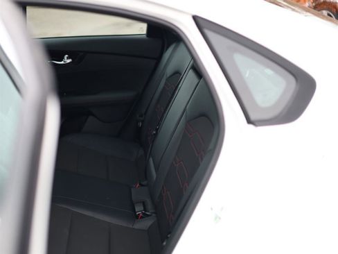 Used 2023 Kia Forte GT image 17