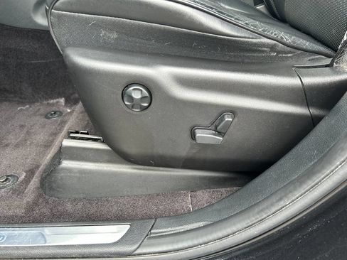 Used 2016 Jeep Grand Cherokee High Altitude AWD/4WD image 22