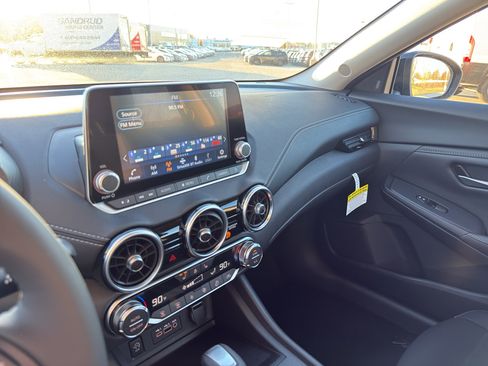 New 2025 Nissan Sentra SV image 19
