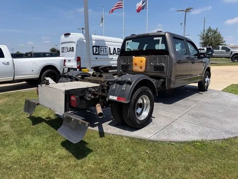 Used 2022 Ford F350 XL w/ Power Equipment Group RWD image 5