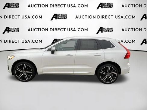 Used 2019 Volvo XC60 T5 R-Design w/ Protection Package Premier AWD/4WD image 3