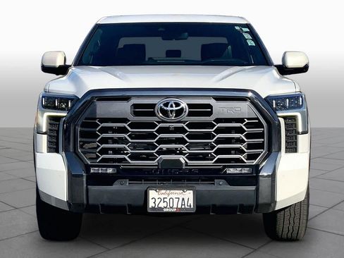 Used 2024 Toyota Tundra Platinum AWD/4WD image 3