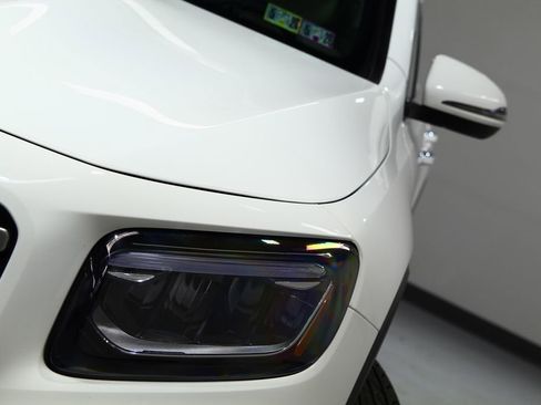 Certified 2025 Mercedes-Benz GLB 250 4MATIC image 7