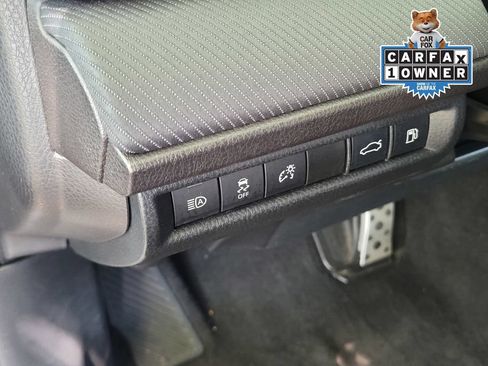 Used 2025 Toyota Camry SE FWD image 17