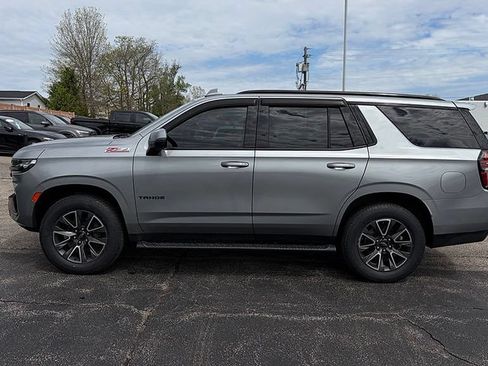 Used 2023 Chevrolet Tahoe Z71 w/ Luxury Package AWD/4WD image 19
