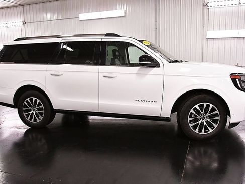 Used 2025 Ford Expedition Max Platinum AWD/4WD image 8