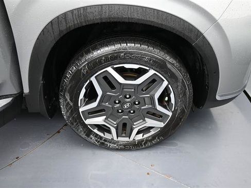 Used 2023 Hyundai Santa Fe Limited AWD/4WD image 25