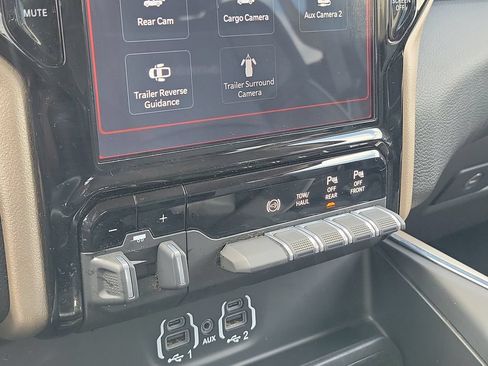 Used 2022 RAM 3500 Laramie AWD/4WD image 28