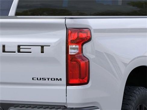 Used 2025 Chevrolet Silverado 1500 Custom w/ Turbomax Blackout Package image 12