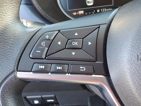 Used 2023 Nissan Versa SV w/ Trunk Package image 19