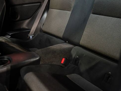 Used 2017 Toyota 86 RWD image 11