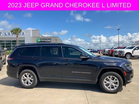 Used 2023 Jeep Grand Cherokee L Limited RWD image 8