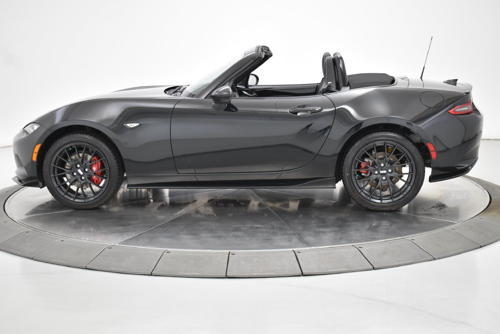 New 2026 MAZDA MX-5 Miata Club w/ Brembo/BBS/Recaro Package RWD image 16