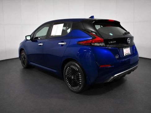 Certified 2025 Nissan Leaf SV Plus FWD image 6