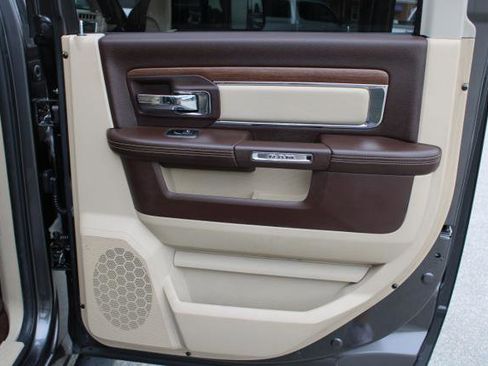 Used 2014 RAM 2500 Laramie w/ Convenience Group image 34
