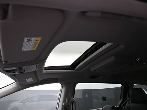 Certified 2024 Honda Odyssey Touring image 51